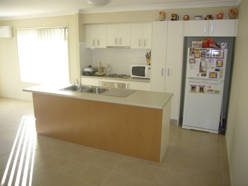 18 Burswood Close, Wulkuraka QLD 4305