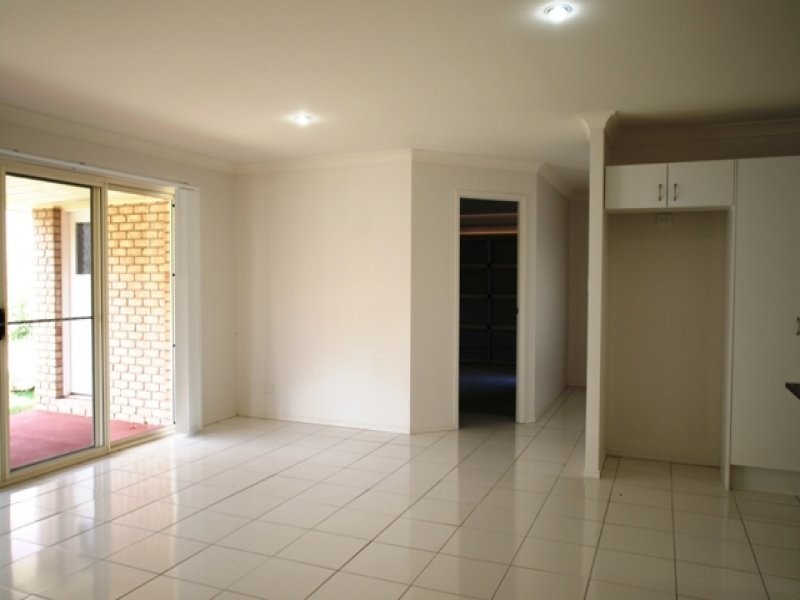 3 Highgrove Street, Raceview QLD 4305