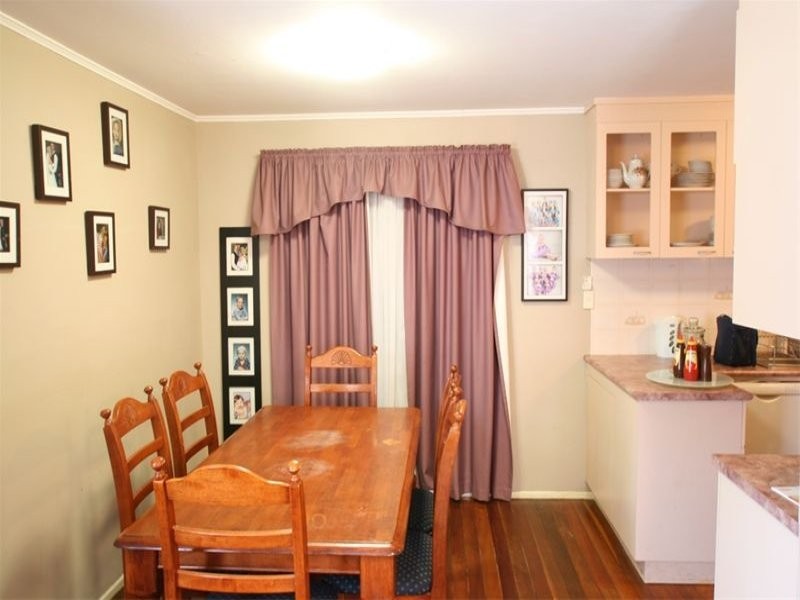 42 Tessman Street, Riverview QLD 4303