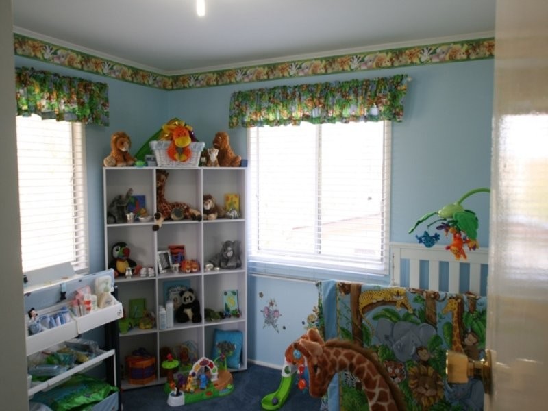 42 Tessman Street, Riverview QLD 4303