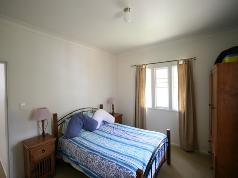 8 Wyman Street, Brassall QLD 4305
