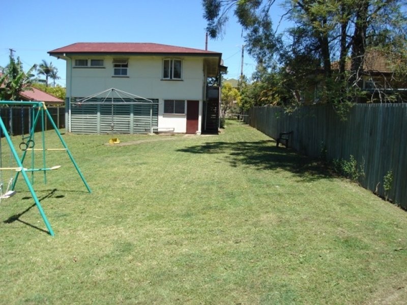 13 Maenporth Street, Leichhardt QLD 4305