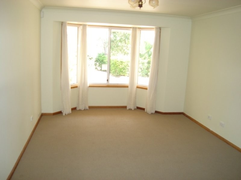 22 Belmore Court, Pine Mountain QLD 4306