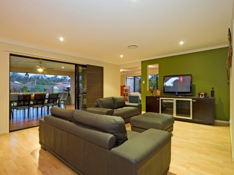 14 Alexandra  Close, Flinders View QLD 4305