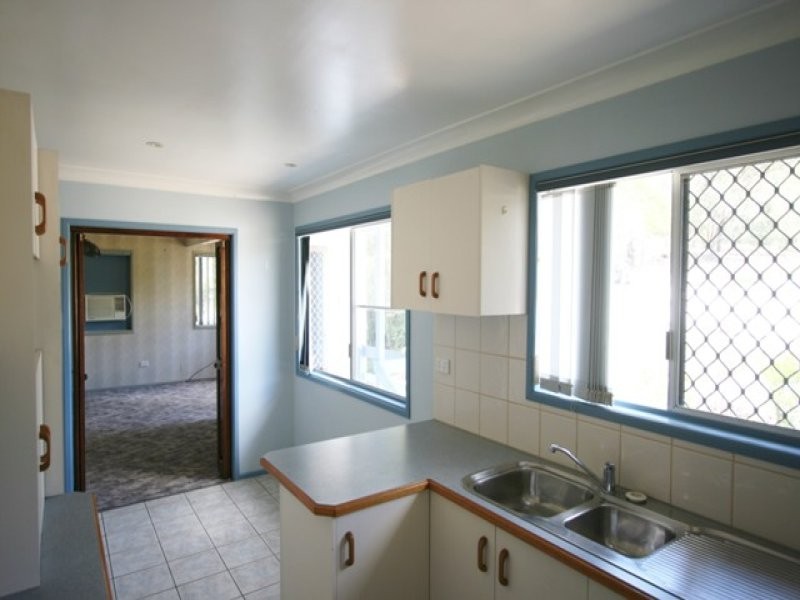 9 Balfour Street, Coalfalls QLD 4305