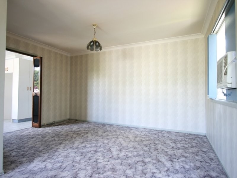 9 Balfour Street, Coalfalls QLD 4305