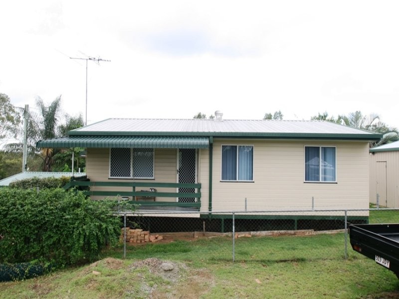 19 Parker Lane, North Ipswich QLD 4305