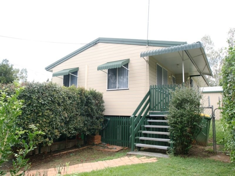 19 Parker Lane, North Ipswich QLD 4305