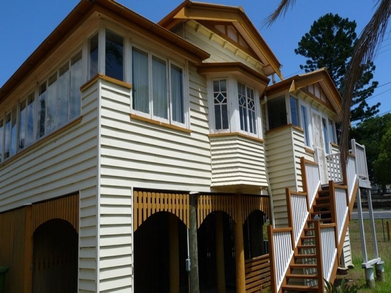 13 Salisbury Road, Ipswich QLD 4305