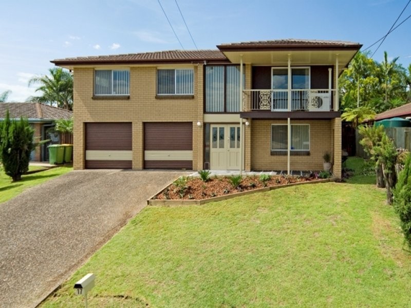 17 McKenzie Street, Bundamba QLD 4304