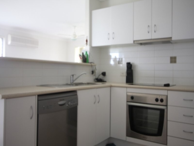 15 Wattle Crescent, Raceview QLD 4305