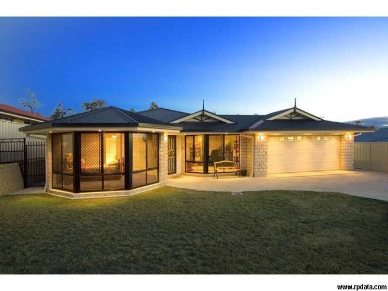 74 Kensington Drive, Flinders View QLD 4305