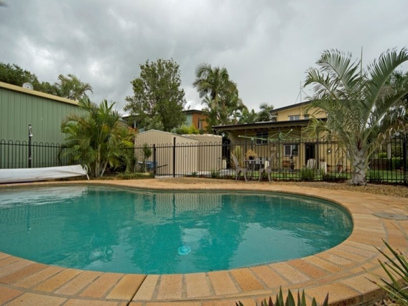 17 Butler Street, Raceview QLD 4305