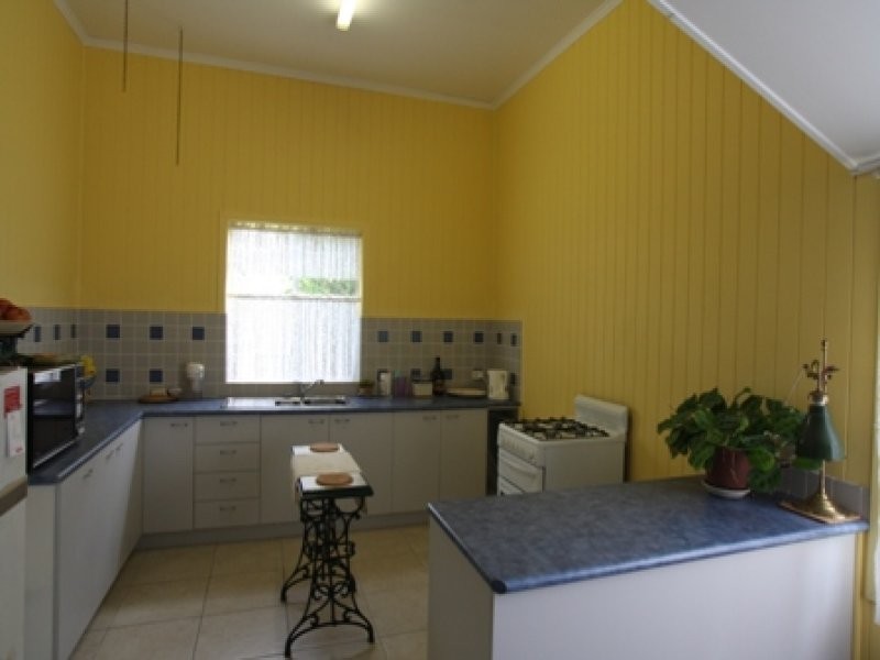 51 Chermside Road, Eastern Heights QLD 4305