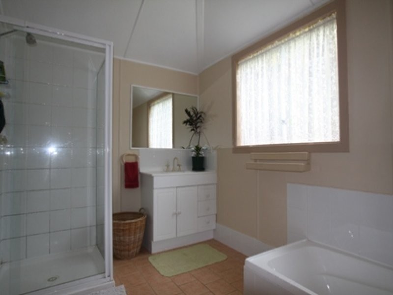 51 Chermside Road, Eastern Heights QLD 4305