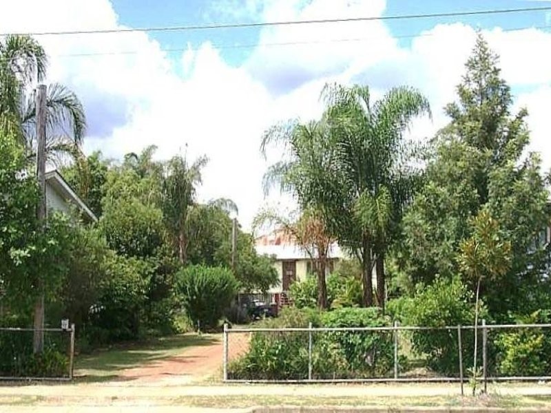 28 Hunter Street, Brassall QLD 4305