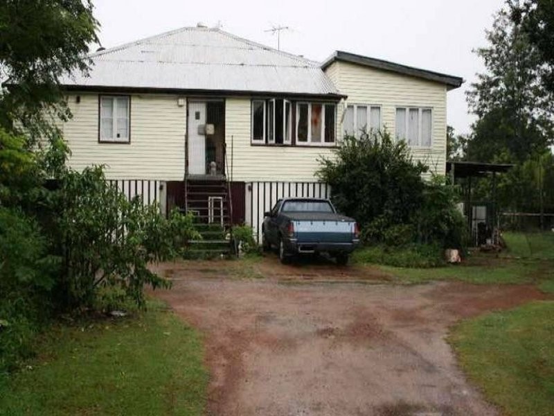 28 Hunter Street, Brassall QLD 4305