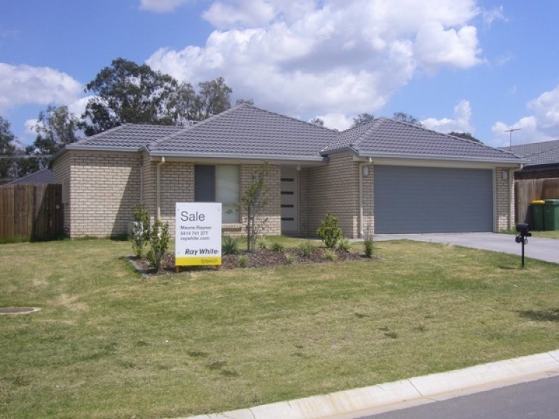 18 Burswood Close, Wulkuraka QLD 4305