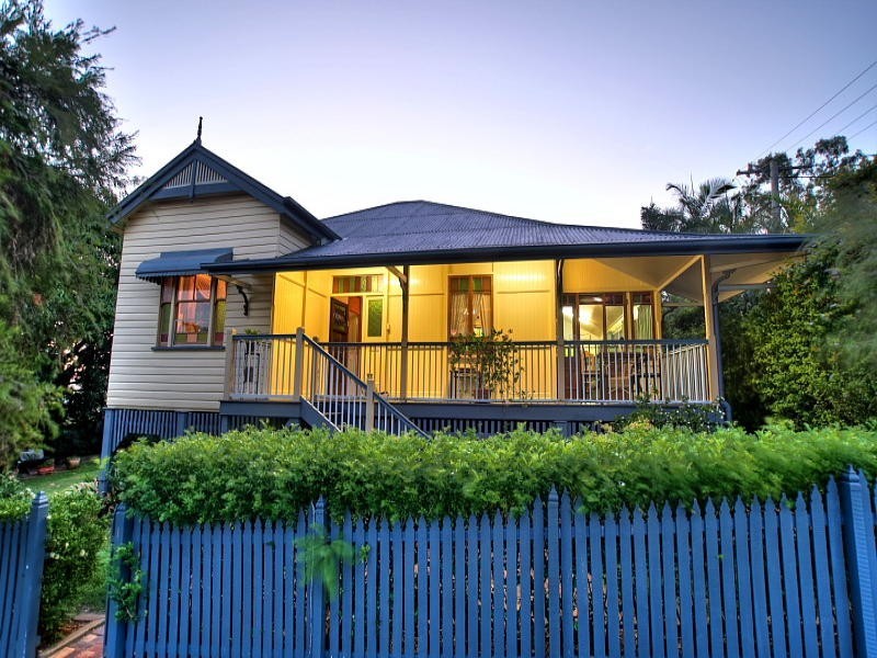 1 Macalister Street, Ipswich QLD 4305