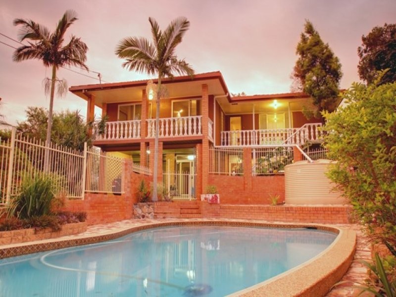 6 Bays Court, Brassall QLD 4305