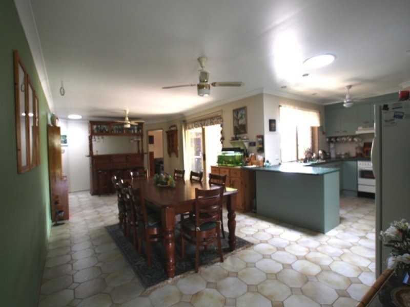 163 Lockyer View Road, Wivenhoe Pocket QLD 4306
