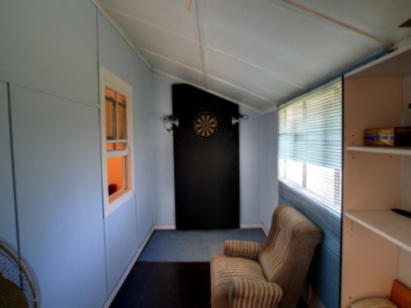 12 North Street, North Ipswich QLD 4305