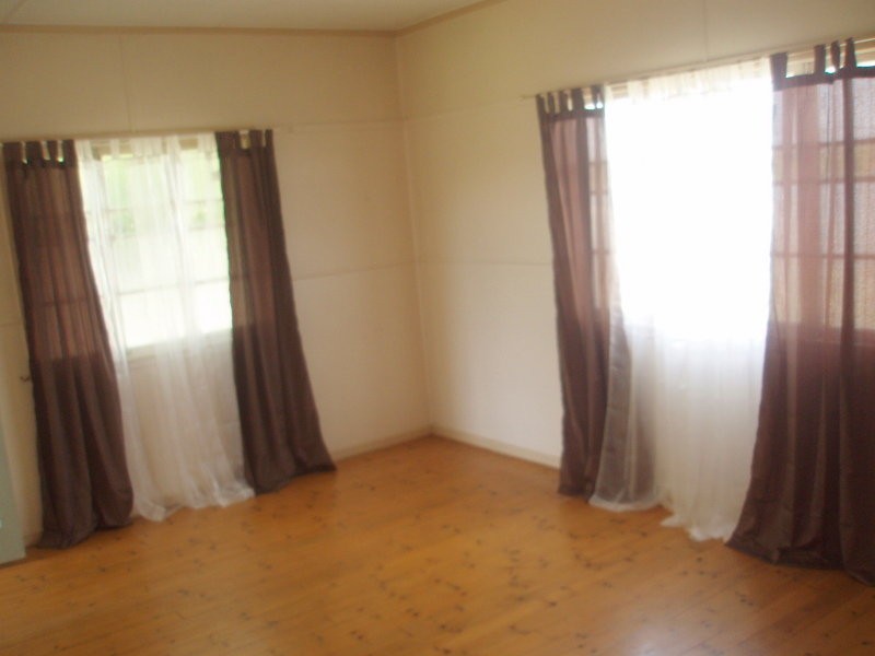 77 Stafford Street, Booval QLD 4304