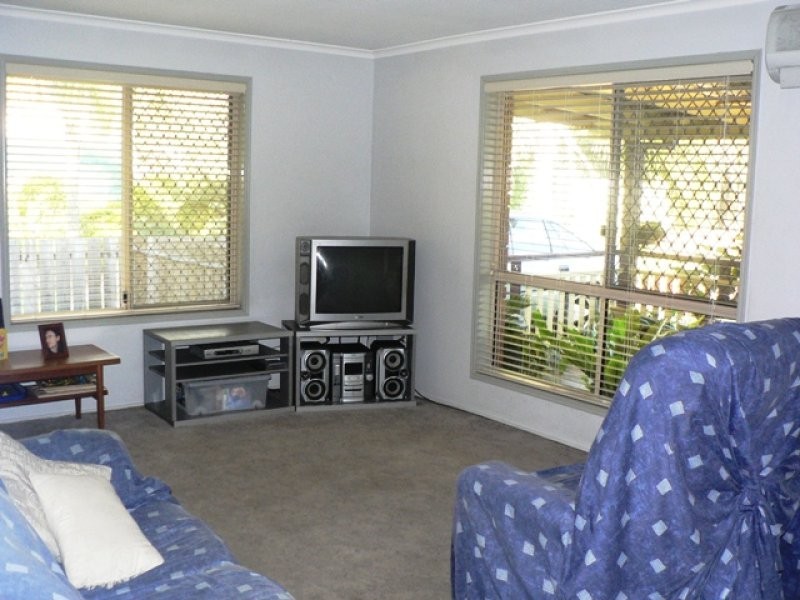 33 Ash Street, Yamanto QLD 4305