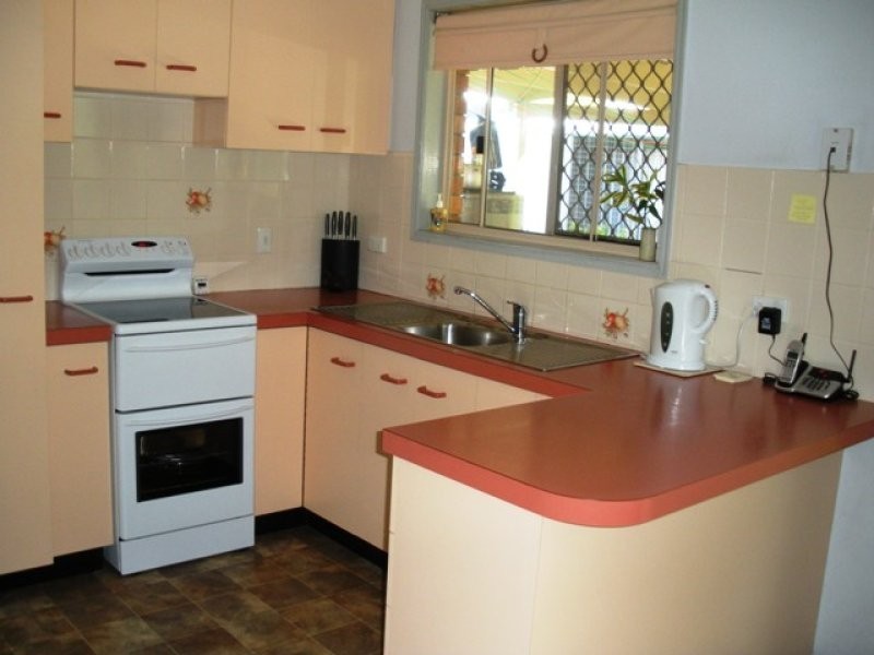 33 Ash Street, Yamanto QLD 4305