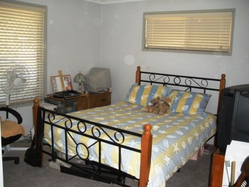 33 Ash Street, Yamanto QLD 4305