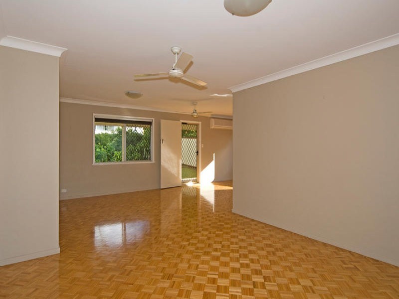 5 Cornwall Street, Eastern Heights QLD 4305