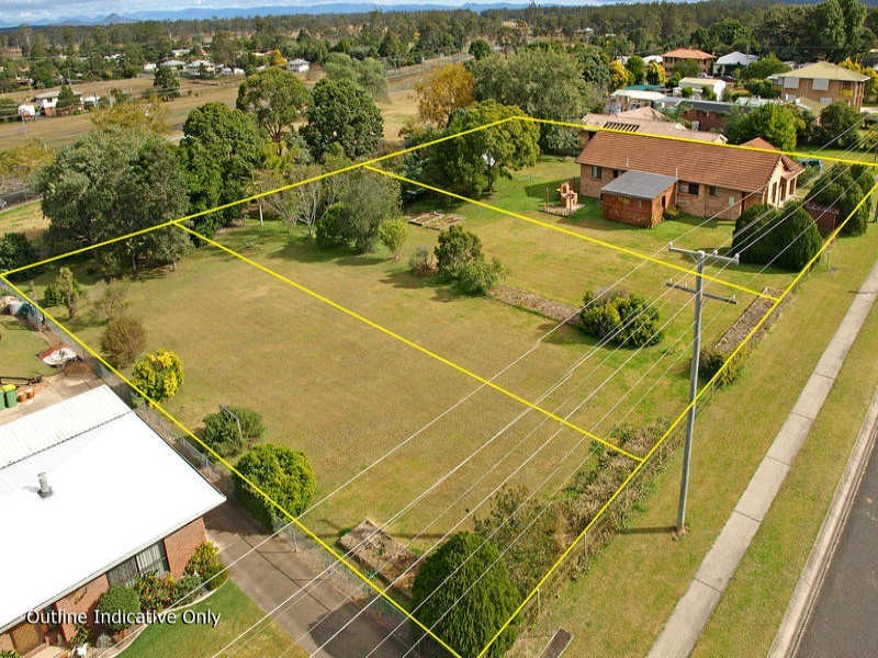 30 Queen Street, Walloon QLD 4306