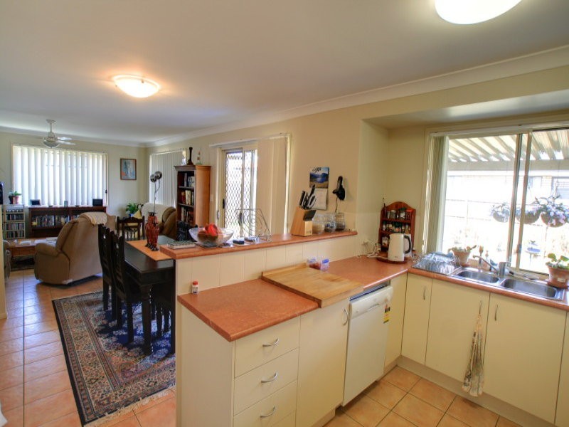 28 Banksia Drive, Raceview QLD 4305