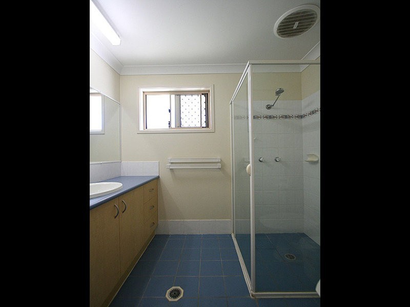 12 Pearse Drive, Brassall QLD 4305