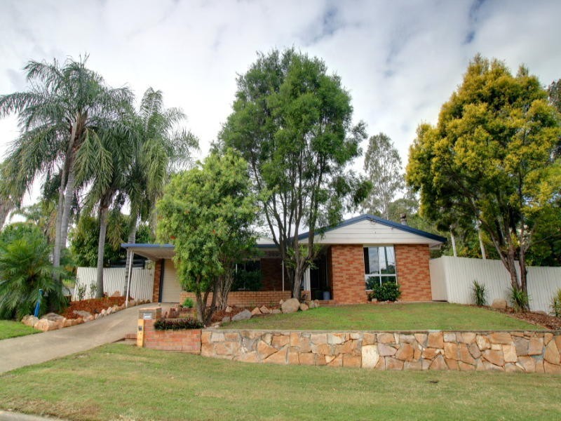 1 Brolga Court, Bundamba QLD 4304