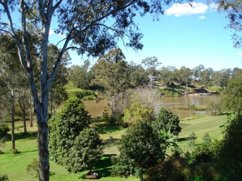 38 Islandview Street, Barellan Point QLD 4306