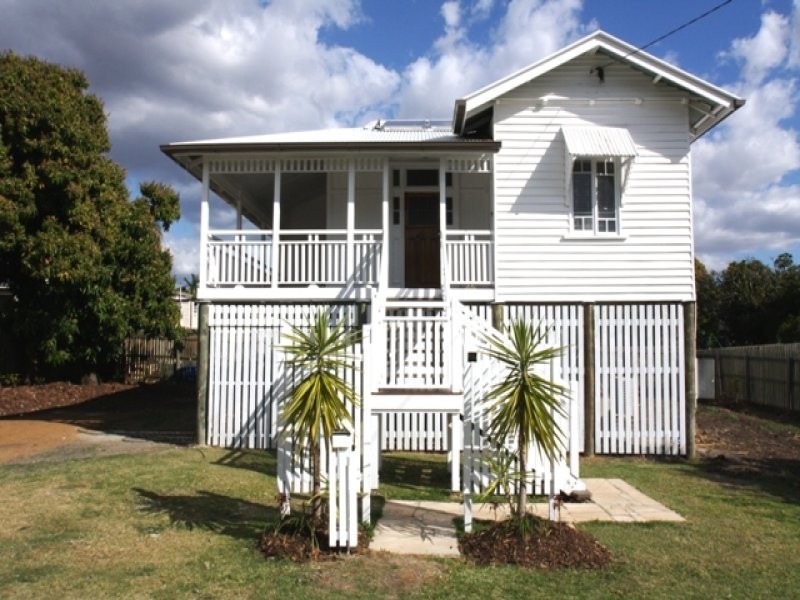 13a George Street, Newtown QLD 4305