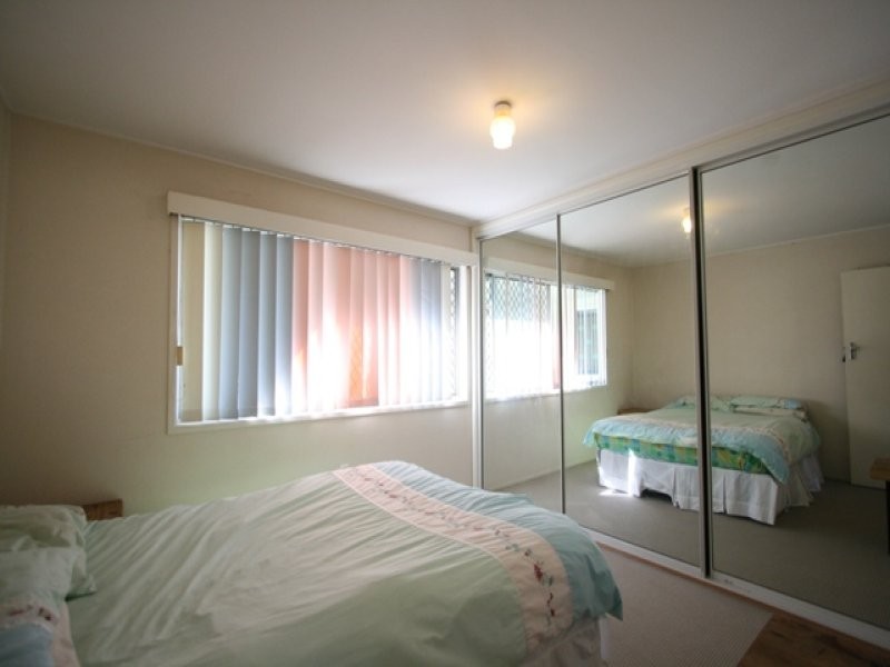 3 Daisy Av, North Ipswich QLD 4305