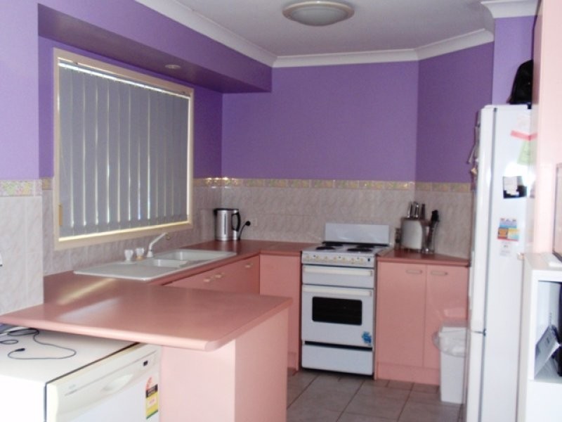 4 Walnut Close, Yamanto QLD 4305