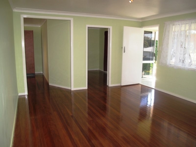 8 Hayes Street, Brassall QLD 4305