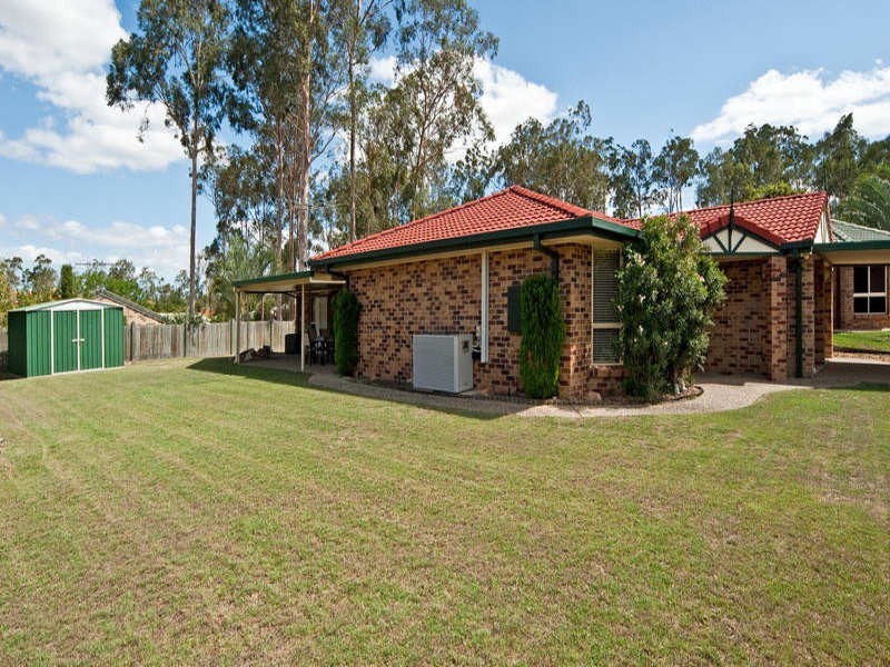 6 Diosma Close, Yamanto QLD 4305