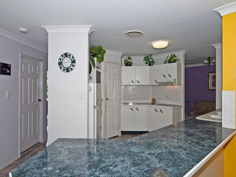 6 Diosma Close, Yamanto QLD 4305