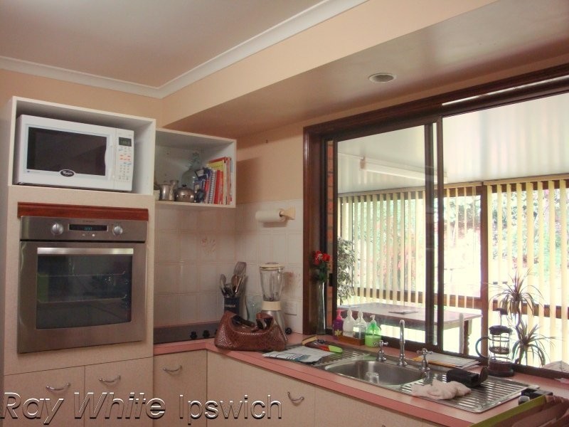 9 Kingfisher Court, Bundamba QLD 4304