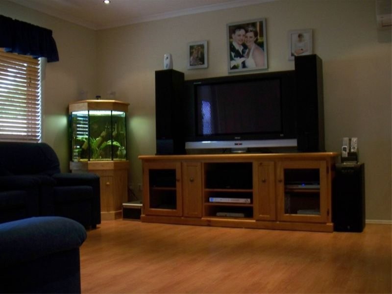 3 Ronald Street, Bundamba QLD 4304