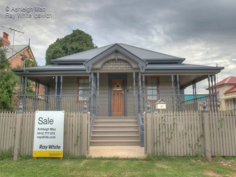 32 Quarry Street, Ipswich QLD 4305