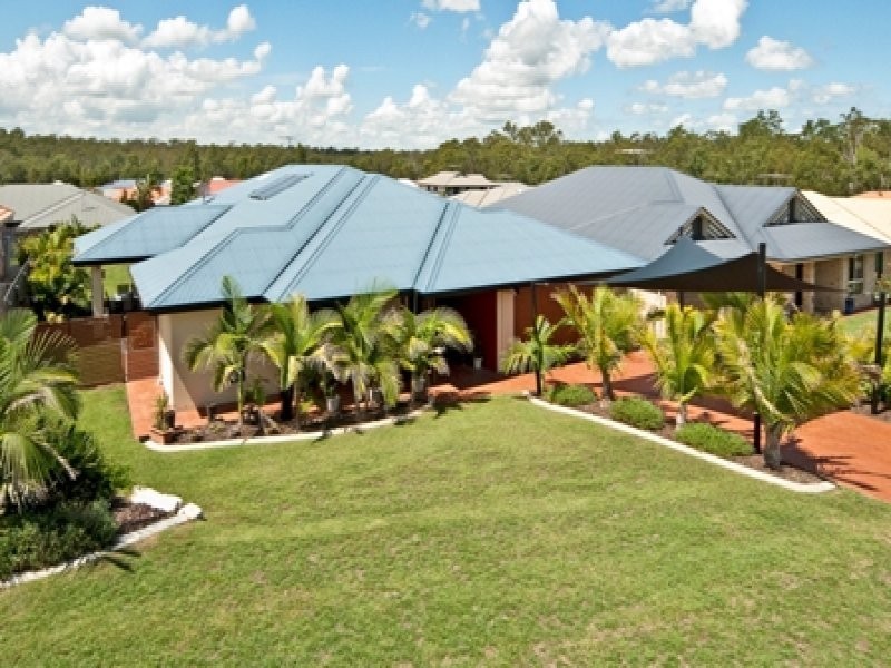 5 Heath Court, Brassall QLD 4305