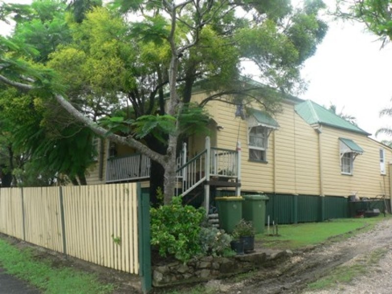 21 Pine Mountain Road, North Ipswich QLD 4305