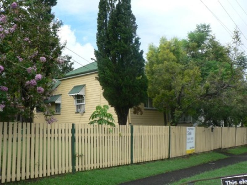 21 Pine Mountain Road, North Ipswich QLD 4305