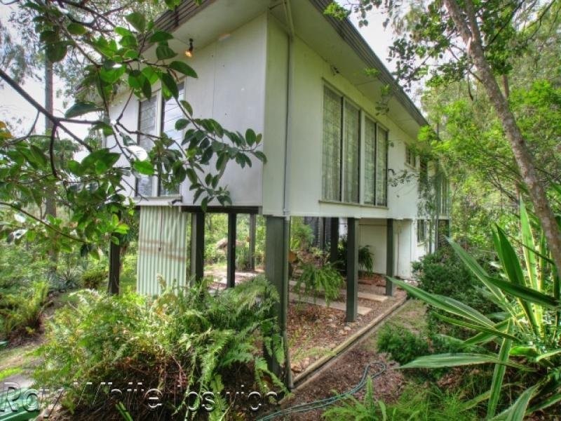 6 Shenton Street, Coalfalls QLD 4305