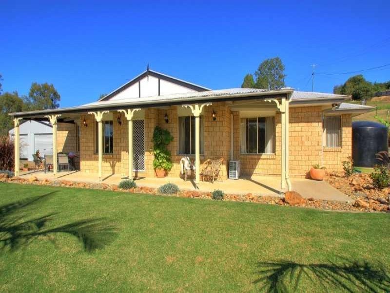 4 Daintree Court, Fernvale QLD 4306